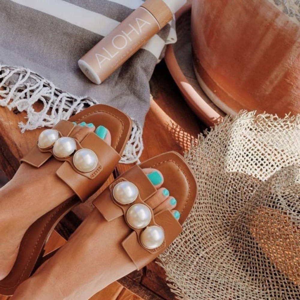 ZARA 100% Leather Brown Pearl Sandals